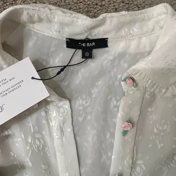 THE BAR White Floral Button-Up Dress Brand new - Picture 2 of 4